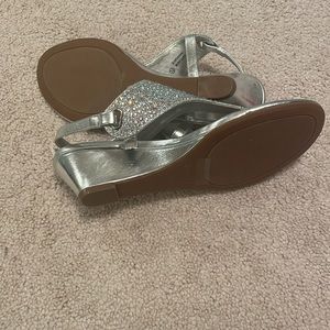 Brand new Dream Pairs women’s size 7.5 silver glitter sandal wedges